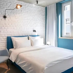 4* מלון Urban Loft